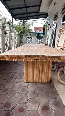 Meja Pajang, Cafe, Restoran