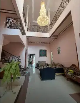 Rumah Kantor  Area Soekarno Hatta Poros Jalan Kota Malang
