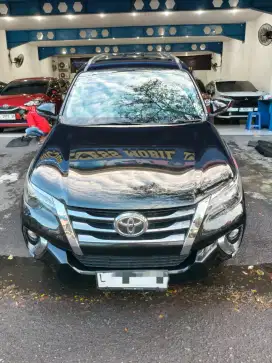 Toyota Fortuner VRZ 2017 Matic Hitam Terawat