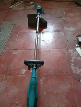 Mesin Potong Rumput Modern M45