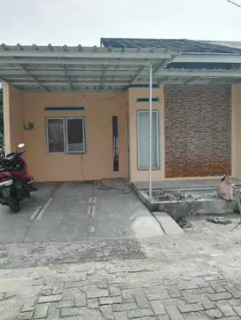 Rumah siap huni tanah luas cluster Cinangka Depok