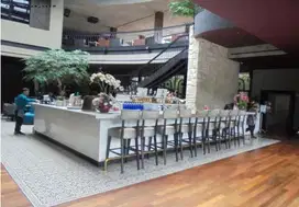 GEDUNG di jl Raya Kupang Indah, Strategis Bangunan bekas resto