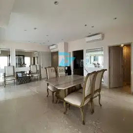 Apartemen The Peak atas Tunjungan Plaza Surabaya Tengah Kota