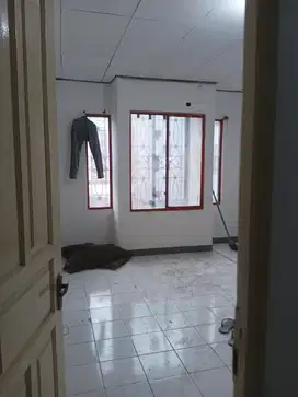D sewa ruko pelangi