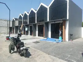 rumah 300 juta rungkut surabaya dekat ITS