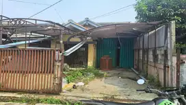 umah bekas kantor dalam komplek Gempolsari Bandung Hitung Tanah Saja