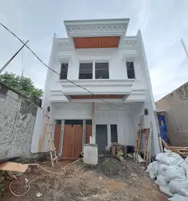 Jual Rumah Classic Modern Dekat Tugu Tanah Baru Beji Depok