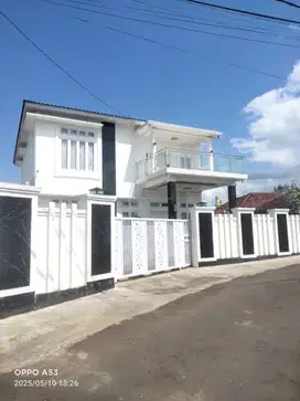 DI JUAL RUMAH MEWAH 2 LANTAI FULL FURNITURE DI BANDARLAMPUNG