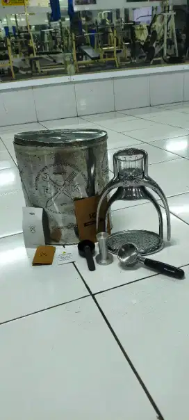 Mesin Alat Kopi Manual Espresso Rok Presso Rokpresso Lengkap Pajangan