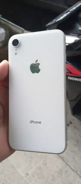 Iphone XR 128gb garansi inter
