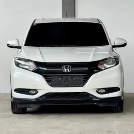 Honda Hrv 1.5 E Matic 2015 putih 2016