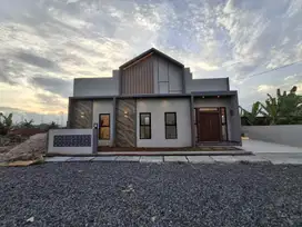 RUMAH CLUSTER MEWAH LOKASI STRATEGIS DI KEDAMAIAN