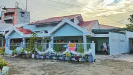 Rumah keluarga dengan lingkungan yang aman dan nyaman