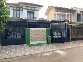 Dijual Rumah Kencana Loka BSD deket Pusat Kuliner