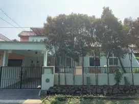 Rumah Siap Huni 3 Kamar Tidur di Villa Melati Mas Serpong Utara