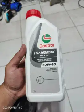 Oli gardan transmisi manual Castrol 2L