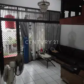 Rumah Bebas Banjir Lokasi Strategis Di Rawamangun Jak Tim S7429