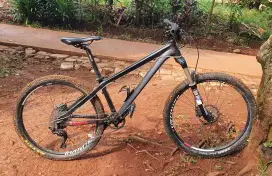 Thrill 4X wreak rockshox deore 10sp