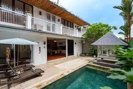 dijual villa lantai 2 umalas kerobokan