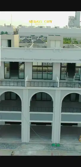 RUKO KOMERSIAL BOULEVARD KELAPA GADING LOKASI SANGAT STRATEGIS