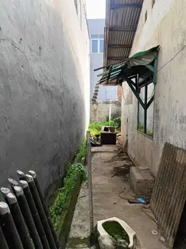 Rumah Sewa Murah 2 Kamar Tidur di Komplek KFT Jakarta Barat