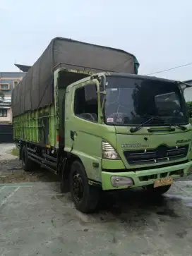 Hino lohan bak 2006 tinggal gas,