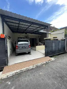 Rumah dengan 2 kamar fasilitas lengkap Pemogan denpasar selatan