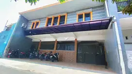 Rumah Sewa Bagus Kokoh 2 Lantai, Prospektif untuk Kantor, Kost, Cafe