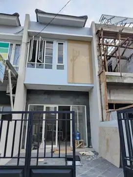 Jual ruko 2 lantai baru gres mewah di medayu tambak di  Surabaya