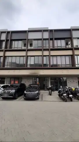 Dijual Ruko 3 Lantai Siap Pakai Termurah di Kawasan BSD
