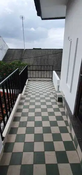 Dijual Cepat Tempat Usaha, Lokasi Strategis Di Muding Mekar, Kerobokan