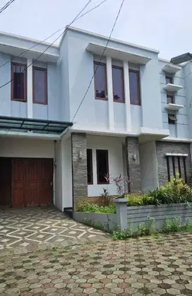 RUMAH PASAR MINGGU BANGUNAN MEWAH HARGA MURAH LOKASI NYAMAN STRATEGIS