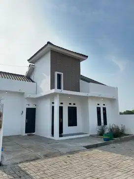 Rumah minimalis di kartasura pesan bangun Free desain harga NEgo