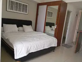 DISEWAKAN STUDIO FURNISH TOWER B, AKSES LANGSUNG MALL