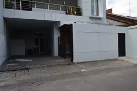 Rumah induk dan kos2 an eklusif di jual di demangan gejayan