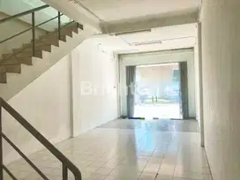 RUKO 3 LANTAI SIAP PAKAI PULO GADUNG TRADE CENTER JAKARTA TIMUR