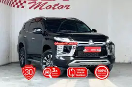 Mitsubishi Pajero Dakar AT 2023 hitam Pajero Sport Matic diesel solar