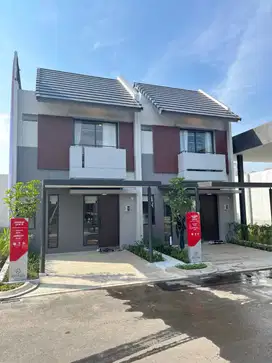 ᖇumah 2 Lt di Cluster RONA HOMES Summarecon Tangerang