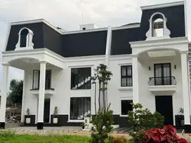 RUMAH MEWAH CLASSIC PESANGGARAHAN JAKSEL