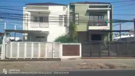 Dijual Rumah 2 lantai SHM di Bandung Utara