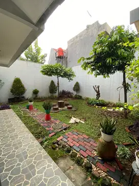 Rumah asri dan nyaman rasa vila di komplek elite kemang pratama bekasi