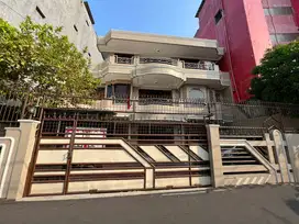 DIJUAL RUMAH KAWASAN UTAN PANJANG KEMAYORAN SIAP HUNI