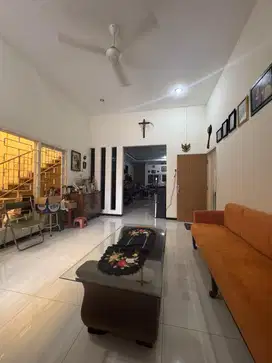 Dijual Rumah+ Kos Full Renovation di Jl. Seroja, Semarang
