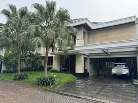 Dijual Rumah Mewah Furnished Siap Huni di Perumahan Puri Sriwedari