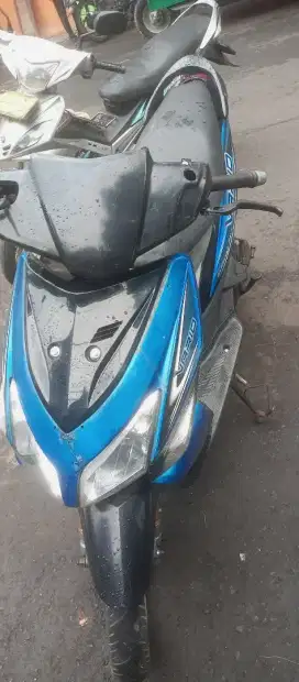 Di jual motor Honda Vario karbu