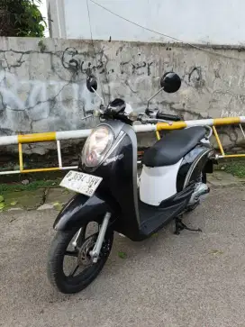 Honda Scoopy Karbu tahun 2013 Kondisi bagus