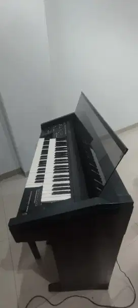 Electone Yamaha HE - 4