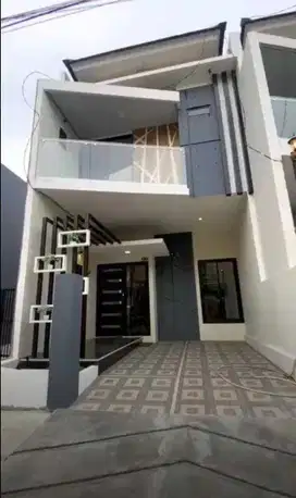 Rumah Baru Gress Lokasi Kutisari Selatan Surabaya (Dekat Kampus PETRA)