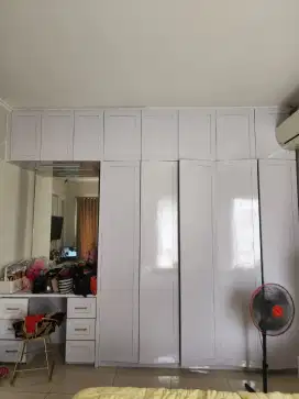 LEMARI MEJA RIAS & MEJA BELAJAR