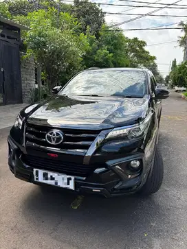 Toyota Fortuner VRZ TRD 2020 Low KM